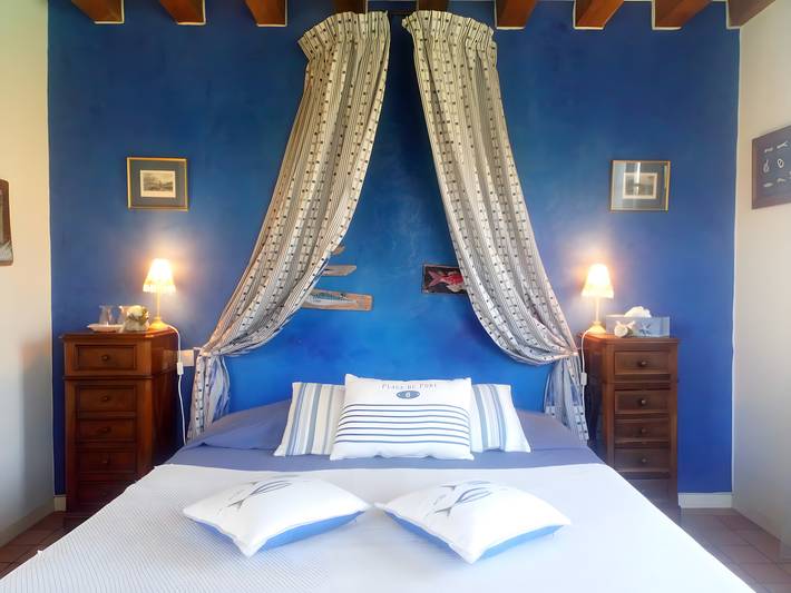 Holiday letting for 2 people, with garden in Honfleur