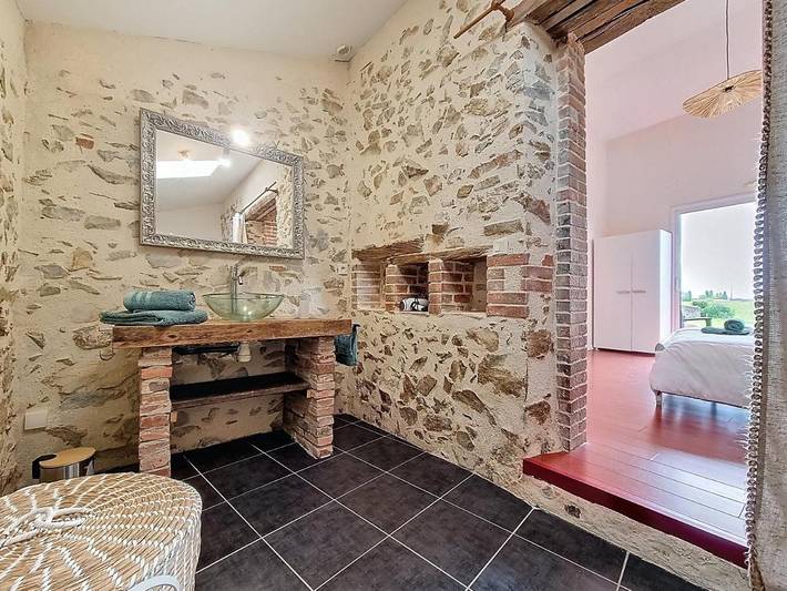 Location de vacances pour 5 personnes, avec vue et jardin à Saint-Prouant - 3