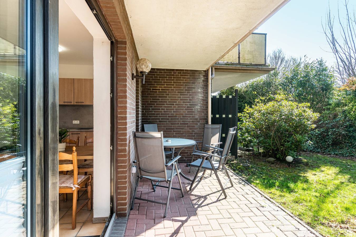 Ganze Wohnung, Ferienwohnung 2 mit privater Terrasse, Gemeinschaftsgarten und Wlan in Schillig, Wangerland