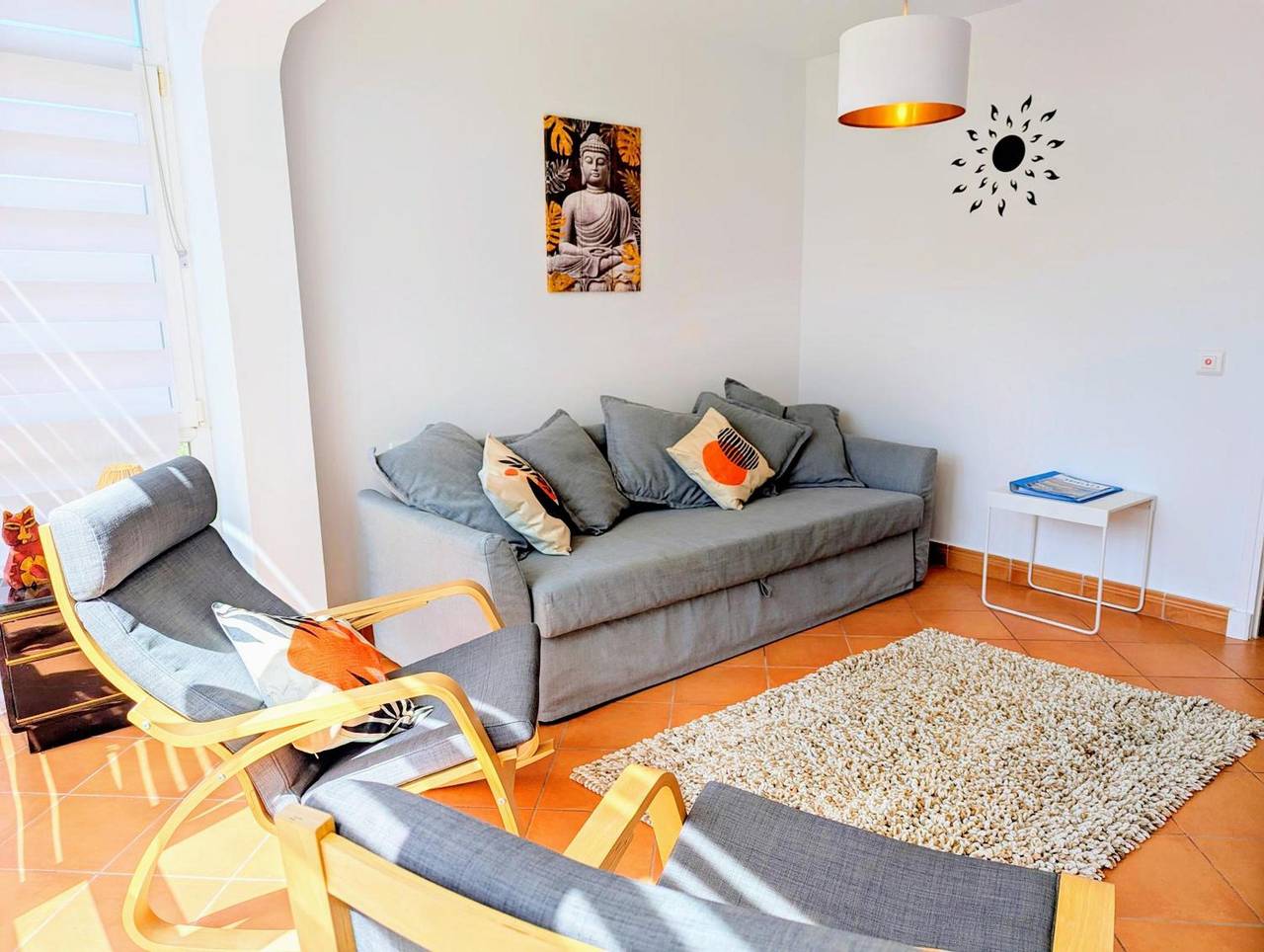 Appartement entier, Appartement 'Bella Brisa' avec vue sur la montagne, Wi-Fi et climatisation in Port d'Addaia, Es Mercadal