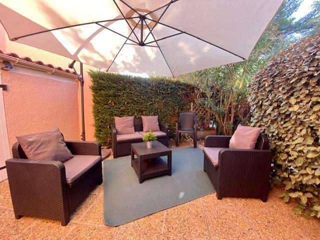 Gîte pour 2 personnes, avec vue et jardin dans Plage Miramar - 3