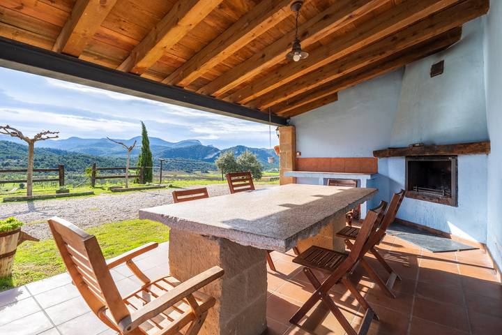 Holiday rental for 4 people, with garden in Aragon