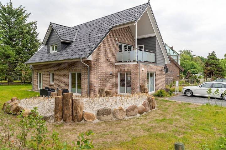 Ferienwohnung für 4 Personen, mit Balkon und Garten - 1