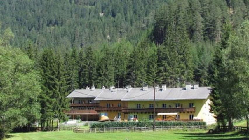 Hütte für 6 Personen, mit Garten und Terrasse, mit Haustier in Nauders