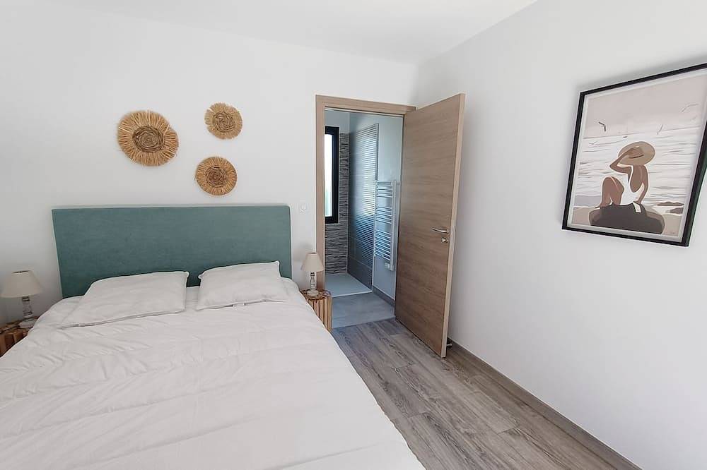 Maison moderne à 150m Océan plages avec piscine chauffée et wifi in Saint-Palais-sur-Mer, Côte de Beauté