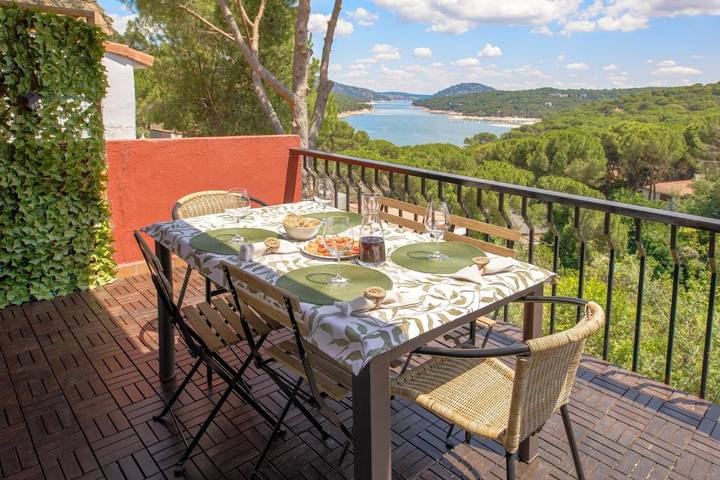 Casa rural para 9 personas, con balcón además de vistas al lago y vistas en Cuenca del Alberche - 3