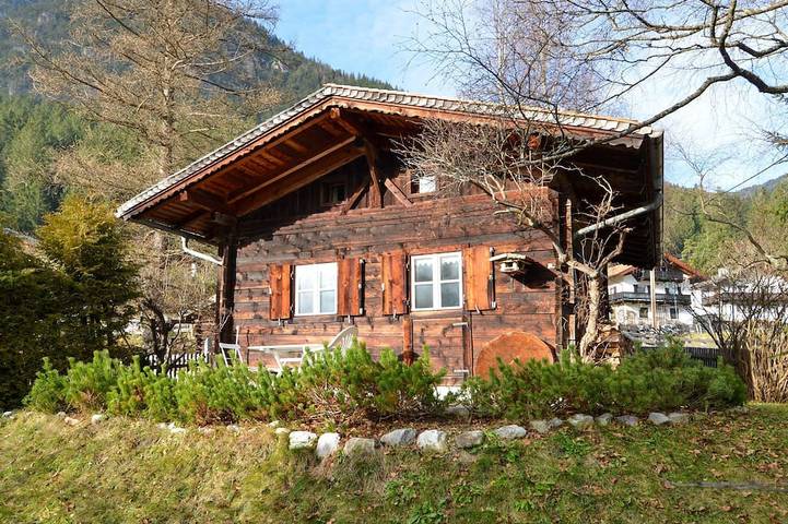 Ferienhaus für 4 Personen, mit Garten in Trins