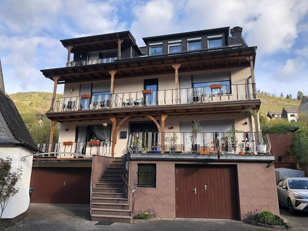 Zimmer 1 Og' Weinberg Anna, mit Gemeinschaftsgarten, Balkon und Wlan, sowie Gemeinschaftsküche in Klotten, Cochem-Zell