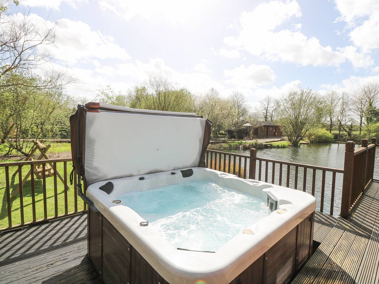 Wagtail Lodge in Badwell Ash, Suffolk