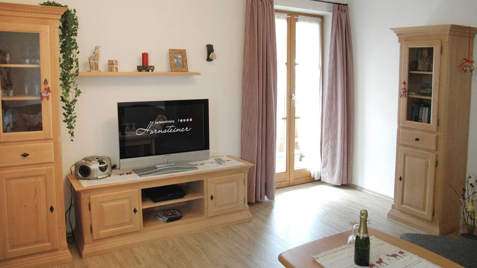Apartamento vacacional entero, Ferienwohnung/2 Schlafräume/Bad, Wc in Mittenwald, Alpes Bávaros