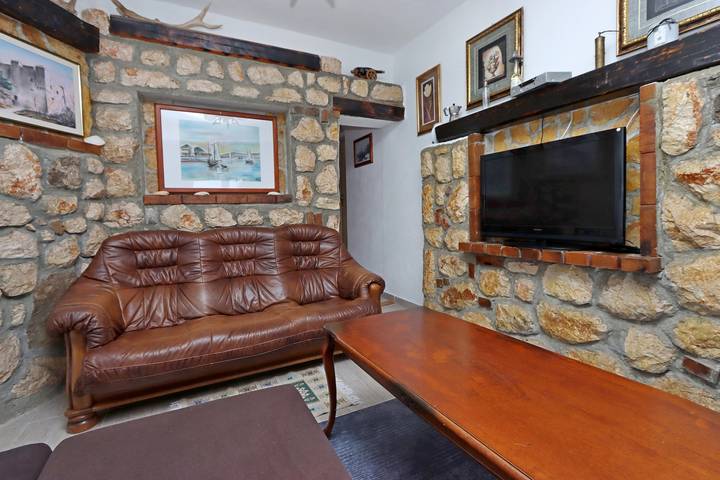 Apartament wakacyjny dla 5 osób, z balkon/ taras w Senj