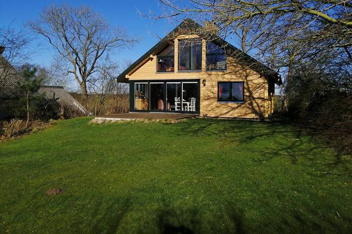 Ferienhaus für 6 Personen, mit Sauna und Garten sowie Terrasse in Ulsnis