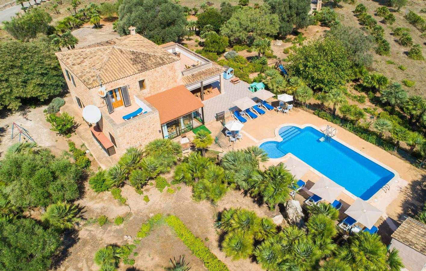 Acogedor Apartamento con Terraza y Piscina, Cerca de Son Sant Martí in Muro, Mallorca Norte