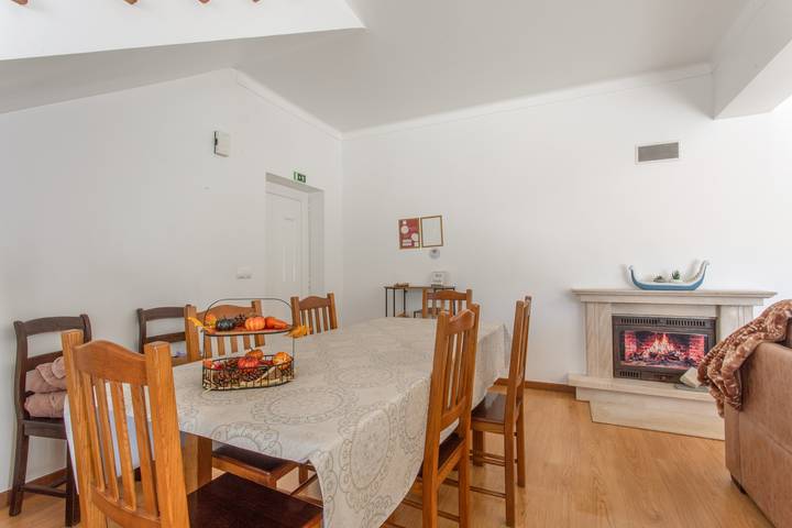 Villa 'Casa Da Tininha' with Private Garden, Wi-Fi and Air Conditioning in Aljubarrota, Leiria District