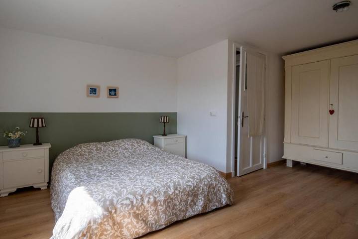 Gîte pour 2 personnes, avec jardin et vue à Génis - 2