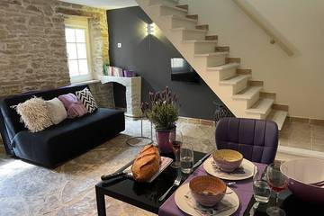 Gîte pour 2 personnes, avec terrasse à Le Pin