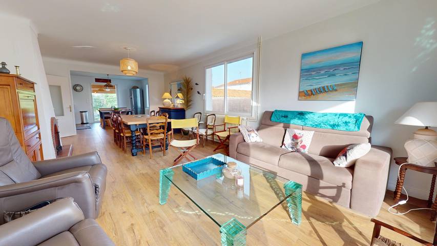 Location de vacances pour 7 personnes, avec terrasse et jardin dans Plage du Boisvinet - 3