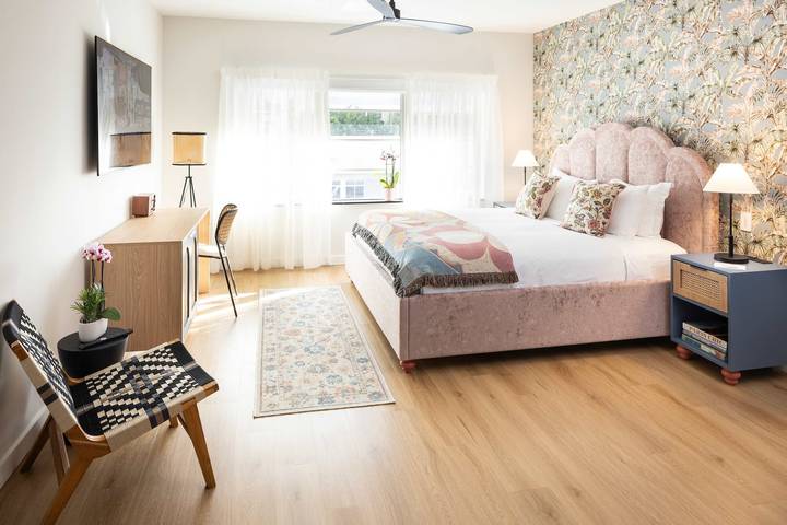 Vacation rental for 2 people, kid friendly in South Beach