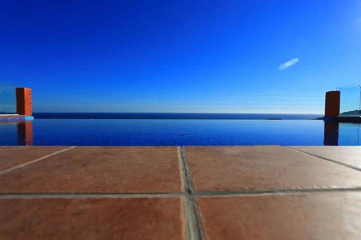 Villa für 16 Personen, mit Balkon und Whirlpool an der Costa Tropical