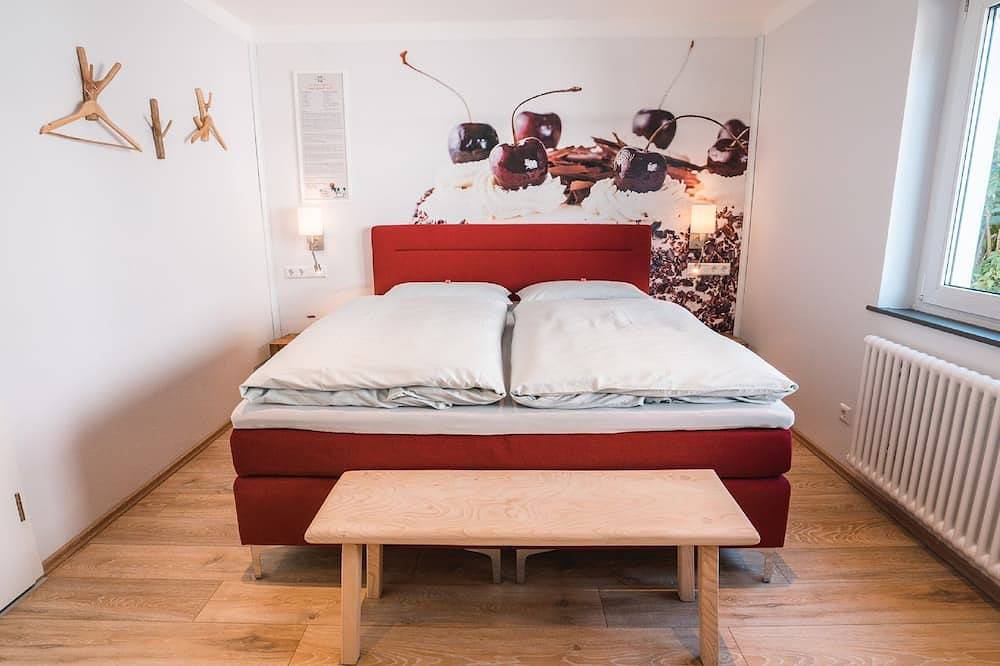 Ganze Wohnung, 12 Kirschen, Terrasse, 82qm, 2 Schlafzimmer, max. 6 Personen in Durbach, Mittlerer Schwarzwald