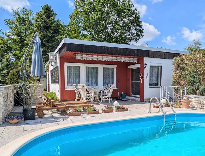 Ferienhaus für 2 Personen, mit Balkon und Terrasse sowie Garten und Sauna in Sachsen
