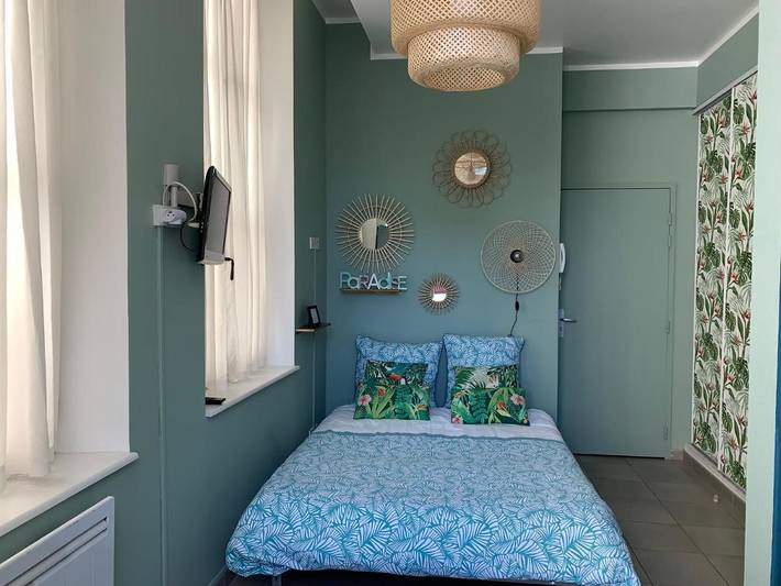 Gîte pour 2 personnes, avec vue dans Office De Tourisme Et Des Congres De Marseille - 4