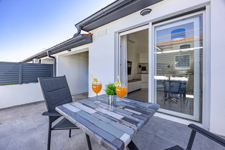 Ferienwohnung für 4 Personen, mit Garten und Terrasse, mit Haustier in Peroj - 4