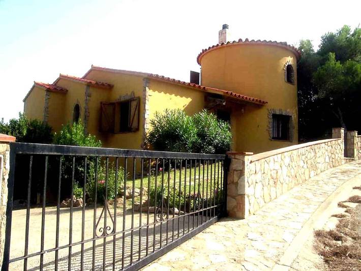 Casa rural para 6 personas, con Balcón además de Terraza y Jardín en Baix Empordà - 3