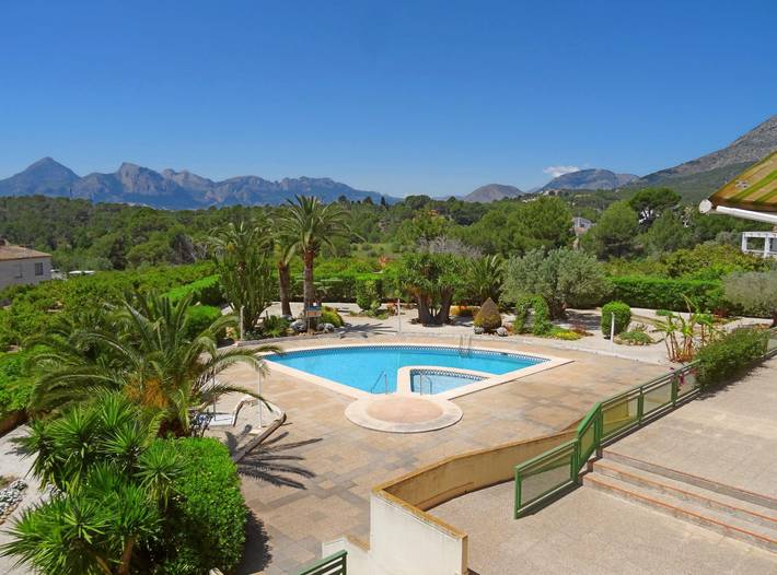 Gîte pour 4 personnes, avec balcon et piscine ainsi que jardin et bassin pour enfant, adapté aux familles dans Altea La Vieja - 3