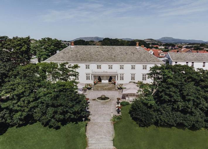 Hotel für 5 Personen, mit Terrasse und Whirlpool sowie Garten und Sauna in Ørland - 3