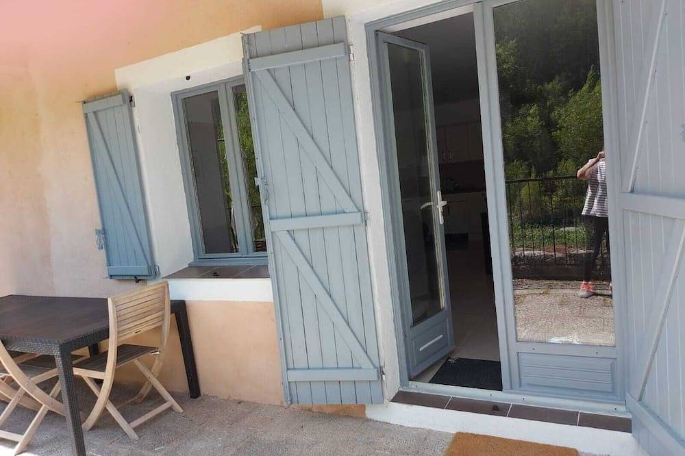 Entire apartment, Appart 110m2 plain pied à Castellane/gorges du verdon in Castellane, Verdon Regional Natural Park
