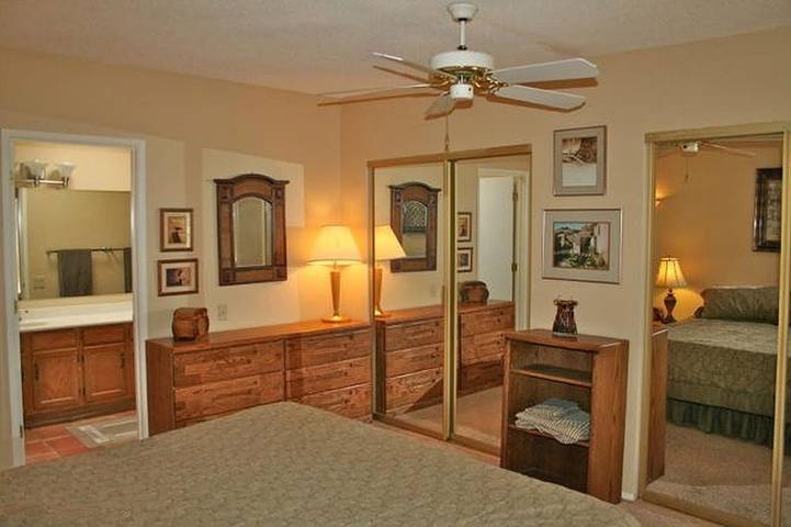 Vacation rental for 4 people, with terrace, with pets in Green Valley