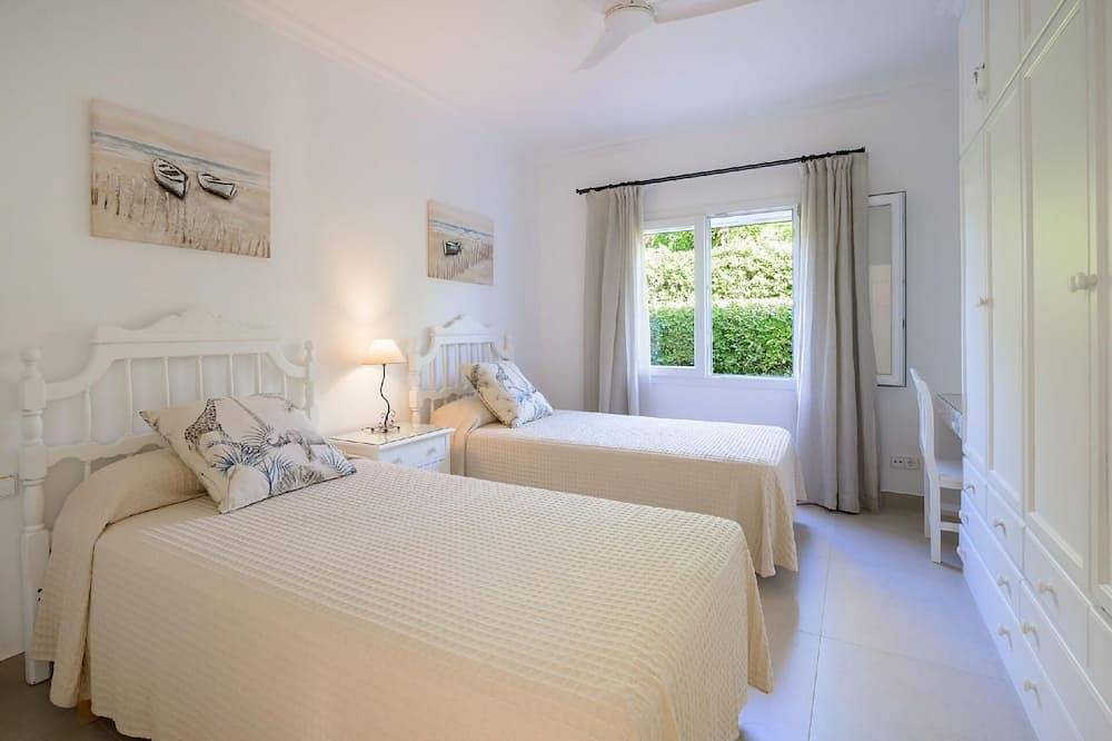 Holiday house for 8 persons approx. 324 qm in Santo Tomas, Menorca (South coast of Menorca) in Santo Tomas, Es Migjorn Gran
