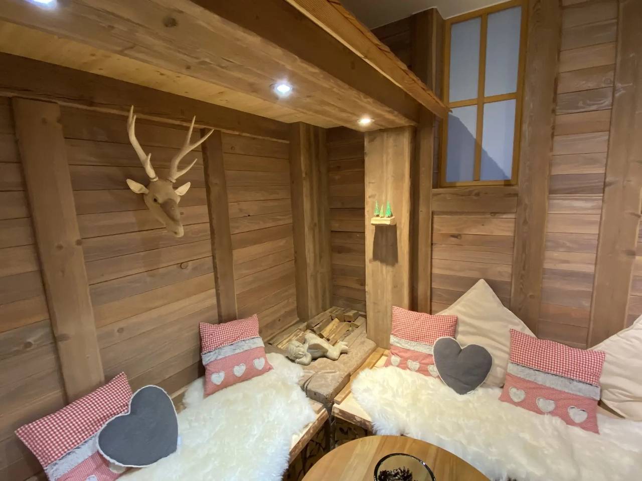 Apartamento entero, Apartamento 'Schwarzwald-Lodge' con terraza privada y cabina de infrarrojos in Kappelrodeck, Selva Negra Central