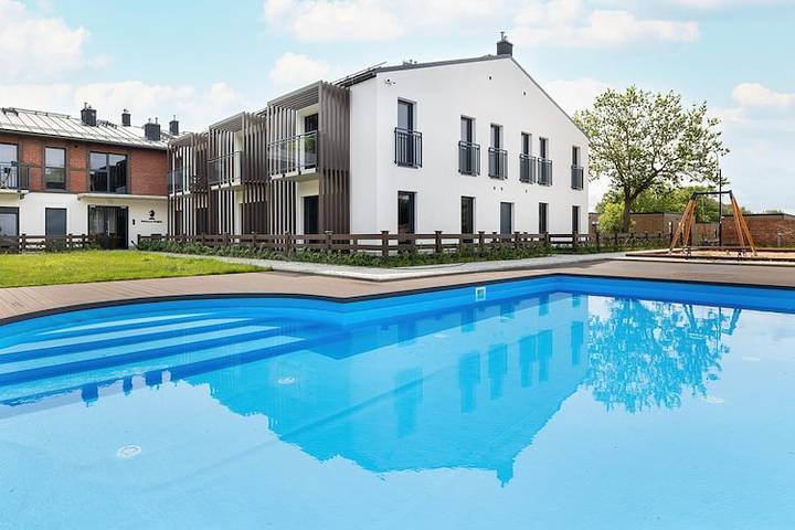 Ferienwohnung für 4 Personen, mit Pool und Terrasse, mit Haustier