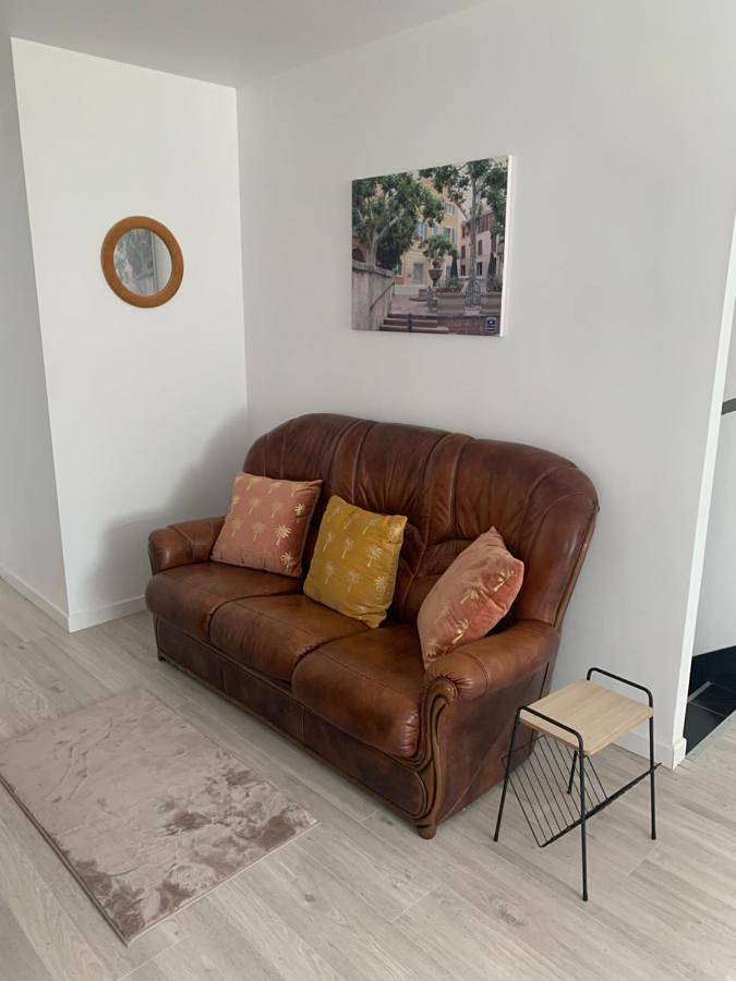 Double Room with Shared Bathroom in Bondy, Seine-Saint-Denis