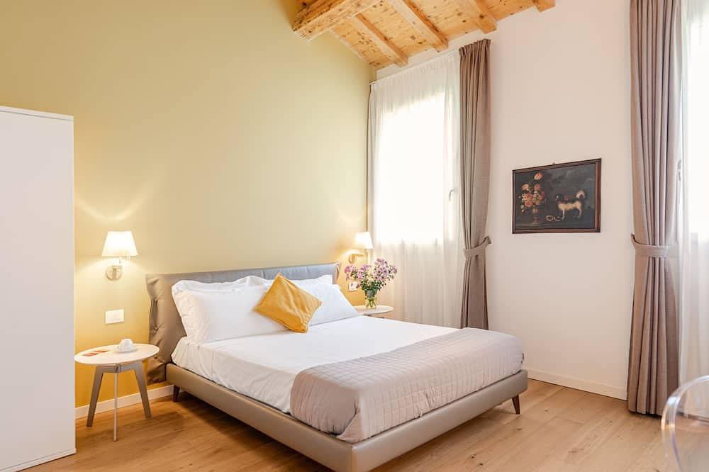 Suite-Premier-Baño privado con ducha-Vista al patio in Vicenza, Provincia de Vicenza