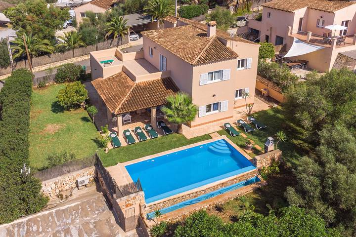 „Villa Manuela“ mit Infinity-Pool, Garten & Wlan (Tourismusabgaben inklusive) in Portopetro, Santanyí