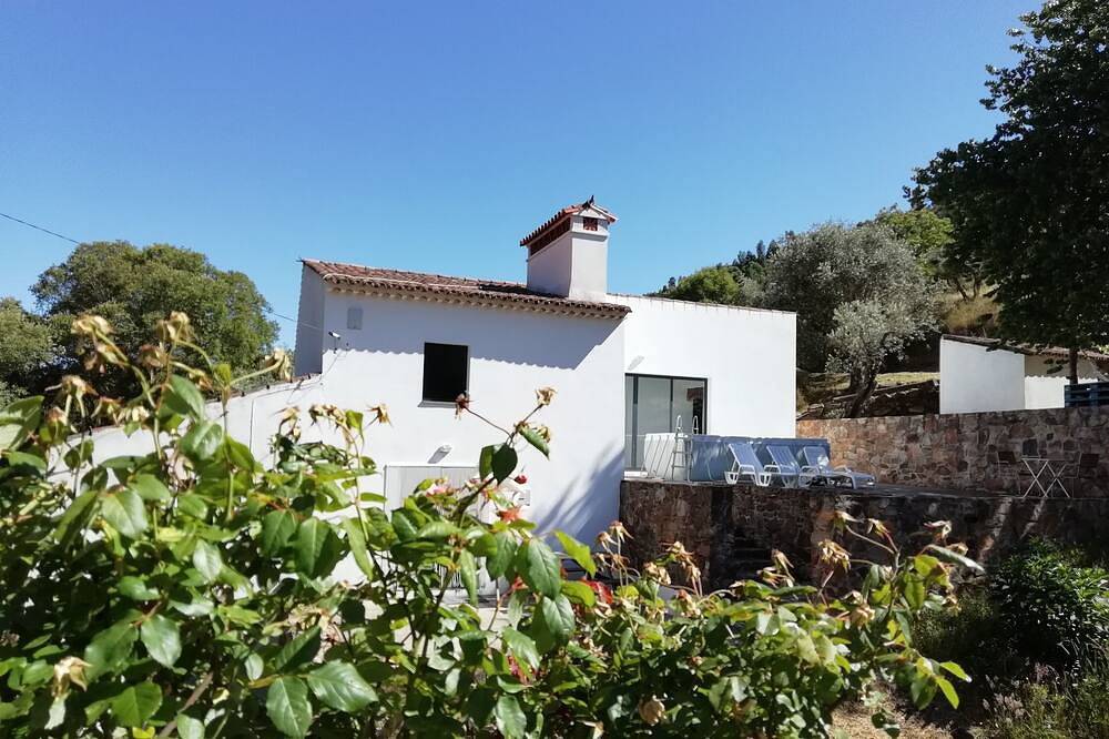 Azenha de São Mamede - Rust in de Serra de São Mamede Natural Park, foto 11