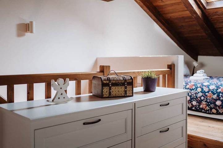 Apartment mit Schlafgalerie im Alpendorf in Roure, Turin Provinz