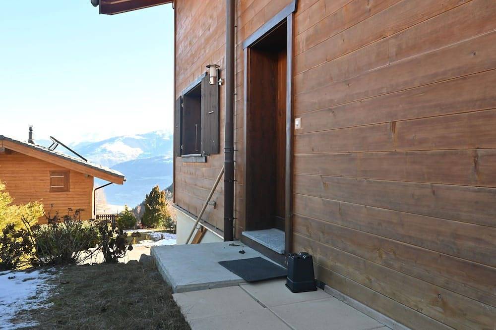 Orchidée by Interhome in Ovronnaz, Chamoson