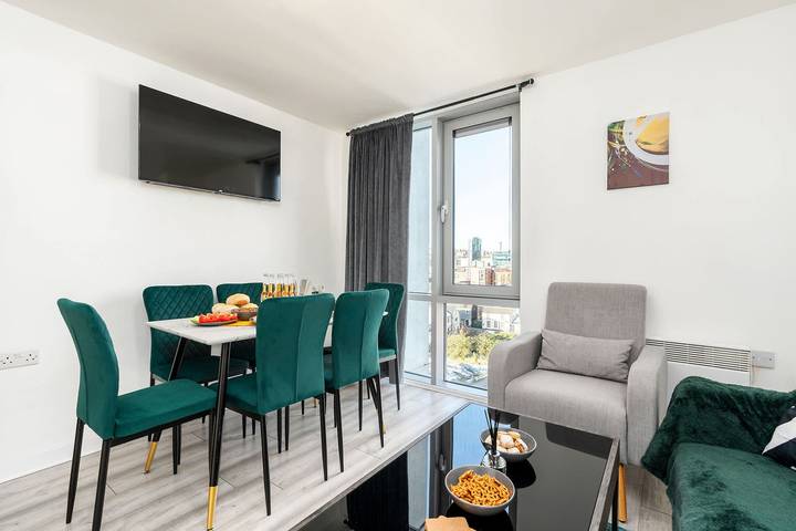 Apartment for 5 people in Sheffield