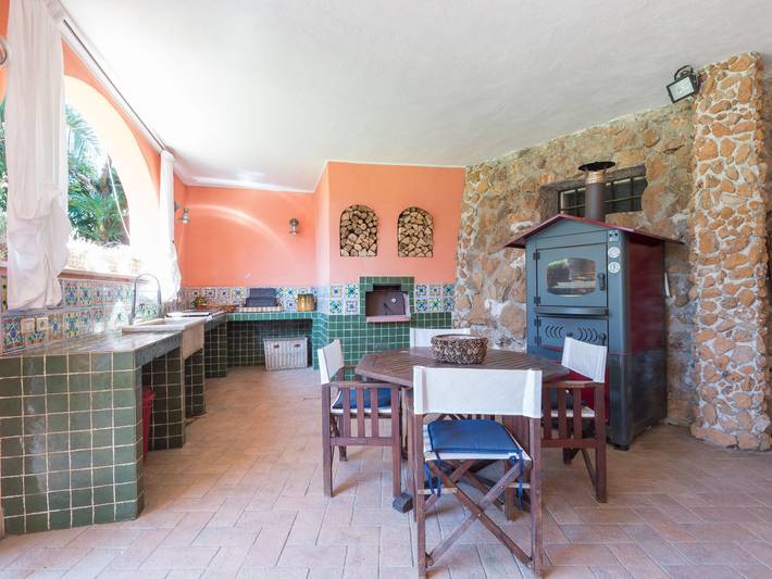 Ferienhaus für 8 Personen, mit Terrasse und Whirlpool sowie Garten, mit Haustier in Rom - 4