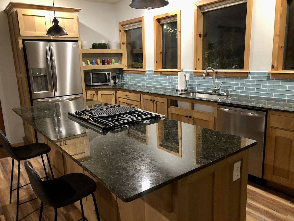 Ruhige und ruhige See- / Fluss-Bereich-Ferien-Miete. in Beaver Lake