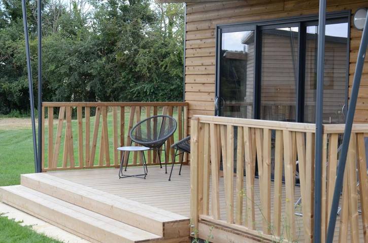 Gîte pour 2 personnes, avec vue ainsi que piscine et jardin à Cangey - 2