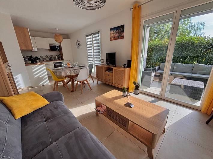 Ferienwohnung für 4 Personen, mit Terrasse und Pool in Bormes-les-Mimosas