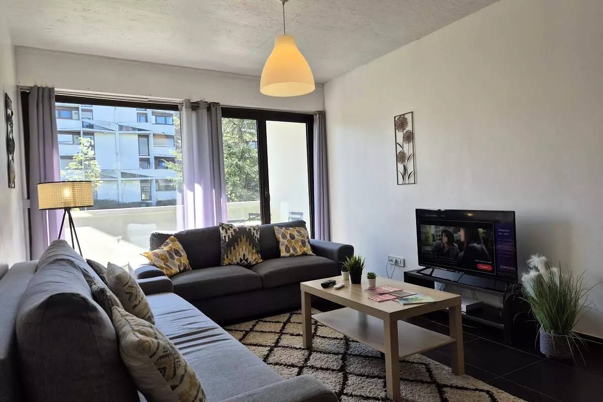 Apartamento entero, Apartamentos para 6 personas in Pessac, Región de Burdeos