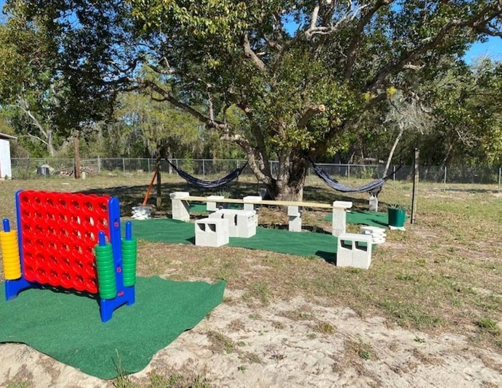 Rustic Chic w/hot tub near theme parks (Pet-Friendly!) in Davenport (FL), Zentral Florida