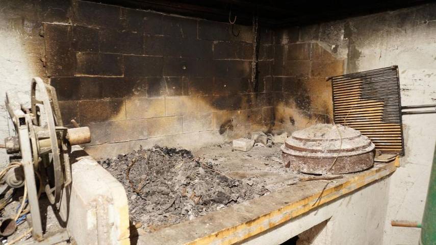 Villa pour 12 personnes, avec terrasse ainsi que piscine et jardin dans Vir - 3