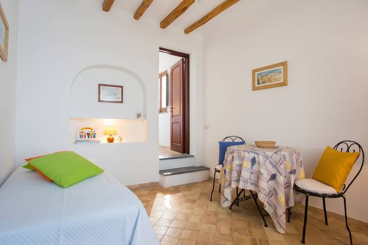 Ganze Wohnung, Moderne Wohnung mit Meerblick in Lipari in Lipari (Stadt), Lipari